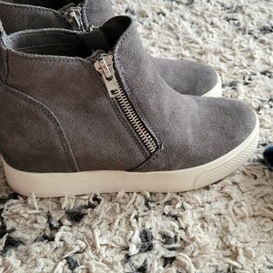 Steve madden wedge sneakers 8